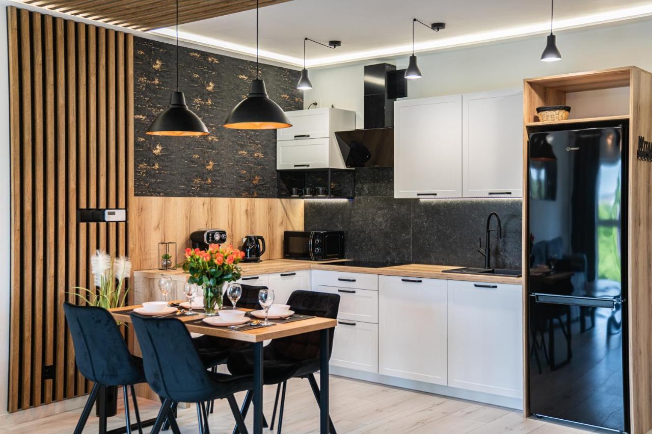 Apartament Duzy Staw Apartment เยเลเนียกูรา ภายนอก รูปภาพ