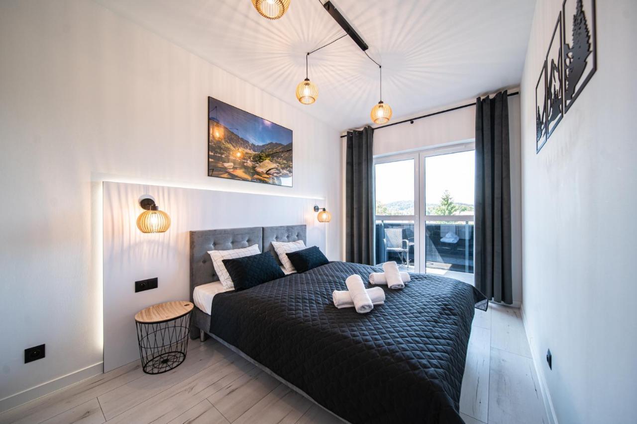 Apartament Duzy Staw Apartment เยเลเนียกูรา ภายนอก รูปภาพ
