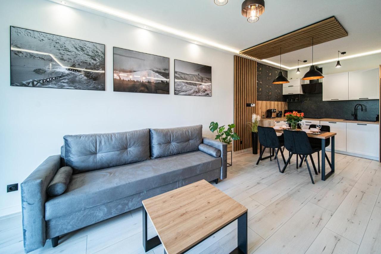 Apartament Duzy Staw Apartment เยเลเนียกูรา ภายนอก รูปภาพ
