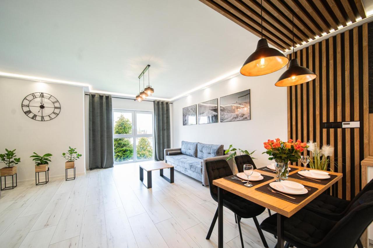Apartament Duzy Staw Apartment เยเลเนียกูรา ภายนอก รูปภาพ
