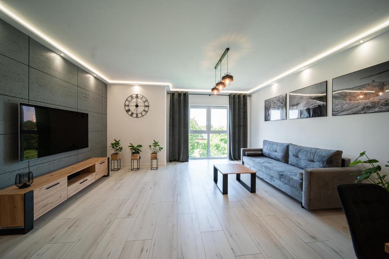 Apartament Duzy Staw Apartment เยเลเนียกูรา ภายนอก รูปภาพ